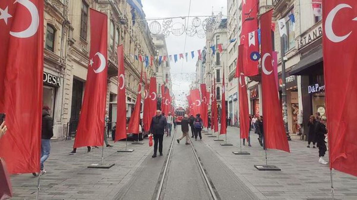 6 kişinin hayatını kaybettiği saldırı sonrası İstiklal Caddesi'nde yeni önlemler! Artık bunlara izin verilmeyecek