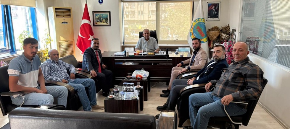 ANAHTAR PARTİ SÖKE TEŞKİLATI’NDAN ZİRAAT ODASI’NA ZİYARET