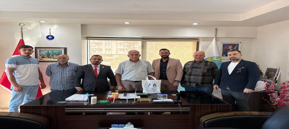 ANAHTAR PARTİ SÖKE TEŞKİLATI’NDAN ZİRAAT ODASI’NA ZİYARET