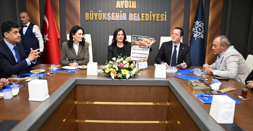 AYDIN İNCİRİ İÇİN GÜÇ BİRLİĞİ Başkan Çerçioğlu, İncir İhracatçılarıyla Bir Araya Geldi