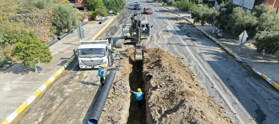 ÇERÇİOĞLU’NDAN KUYUCAK’A YOL, BOZDOĞAN’A ALTYAPI YATIRIMI