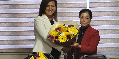 AK PARTİ İLÇE KADIN KOLLARI BAŞKANLIĞI DEVİR TESLİM TÖRENİ YAPILDI