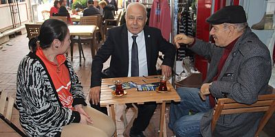 Başkan Adayı Mehmet Koyuncu Söke Sokaklarında esnaf ve vatandaşlarla bir araya geldi.