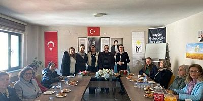 İyi Parti Söke Kadın Politikaları Toplantısı: Yerel Seçimlere Hazırlık Zirvesi!