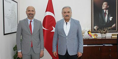 SÖKE BELEDİYE BAŞKANI DR.MUSTAFA İBERYA ARIKAN İLÇE KAYMAKAMI ALİ AKÇA'YI MAKAMINDA ZİYARET ETTİ.