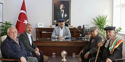 Sökeli Yörüklerden Kaymakam Ali Akça'ya Anlamlı Hediye